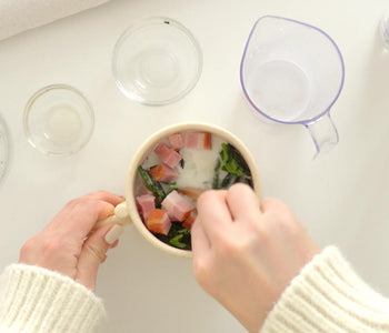 レンジで簡単。ぱぱっとできちゃうマグカップレシピで小腹を満たして