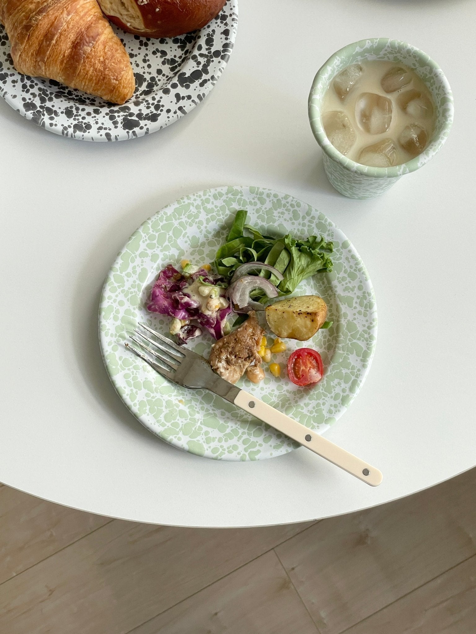 BR - 5675 - crowcanyon - crowcanyon プレート|FLAT SALAD PLATE