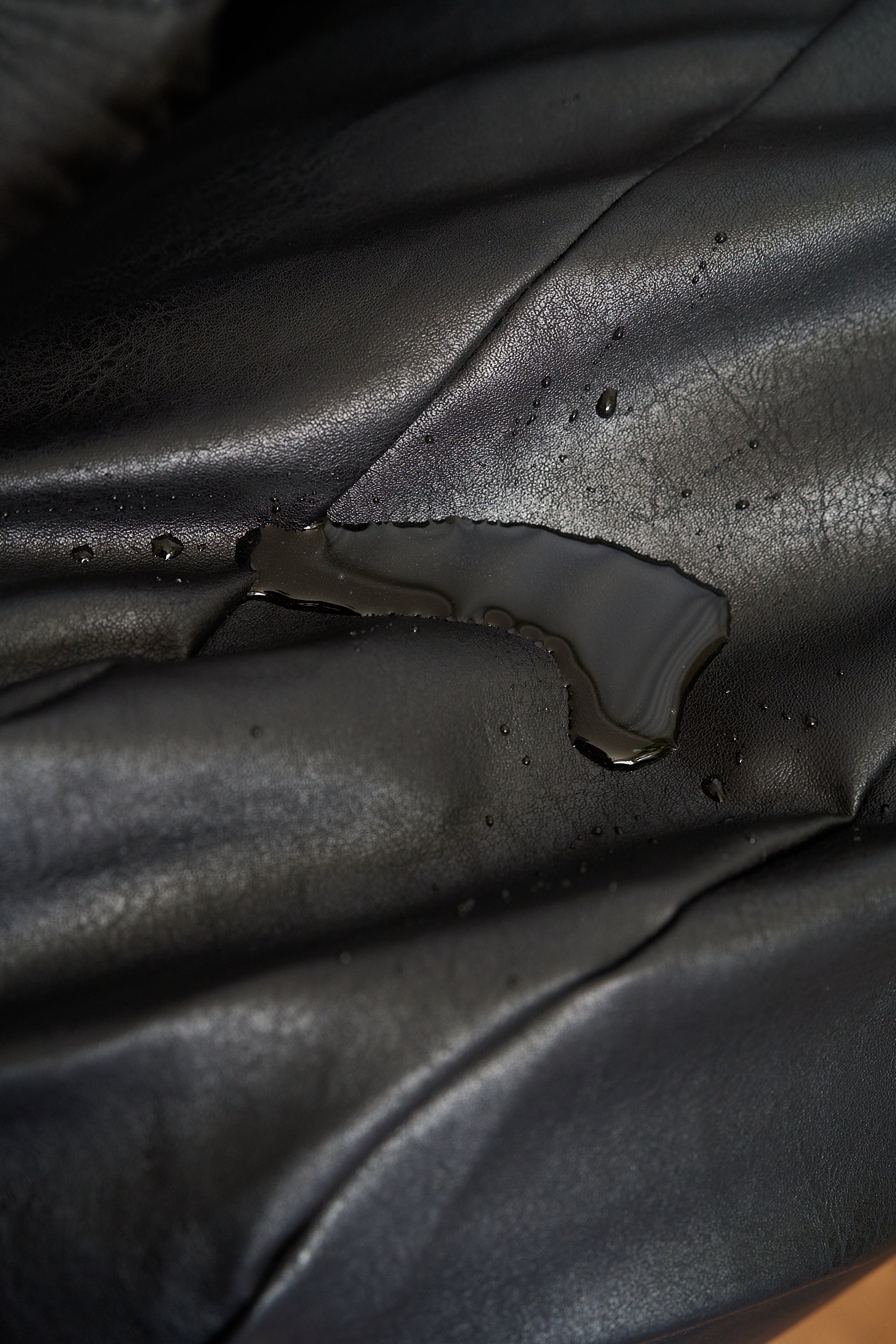 LOOSY ビーズオットマン Matte Black