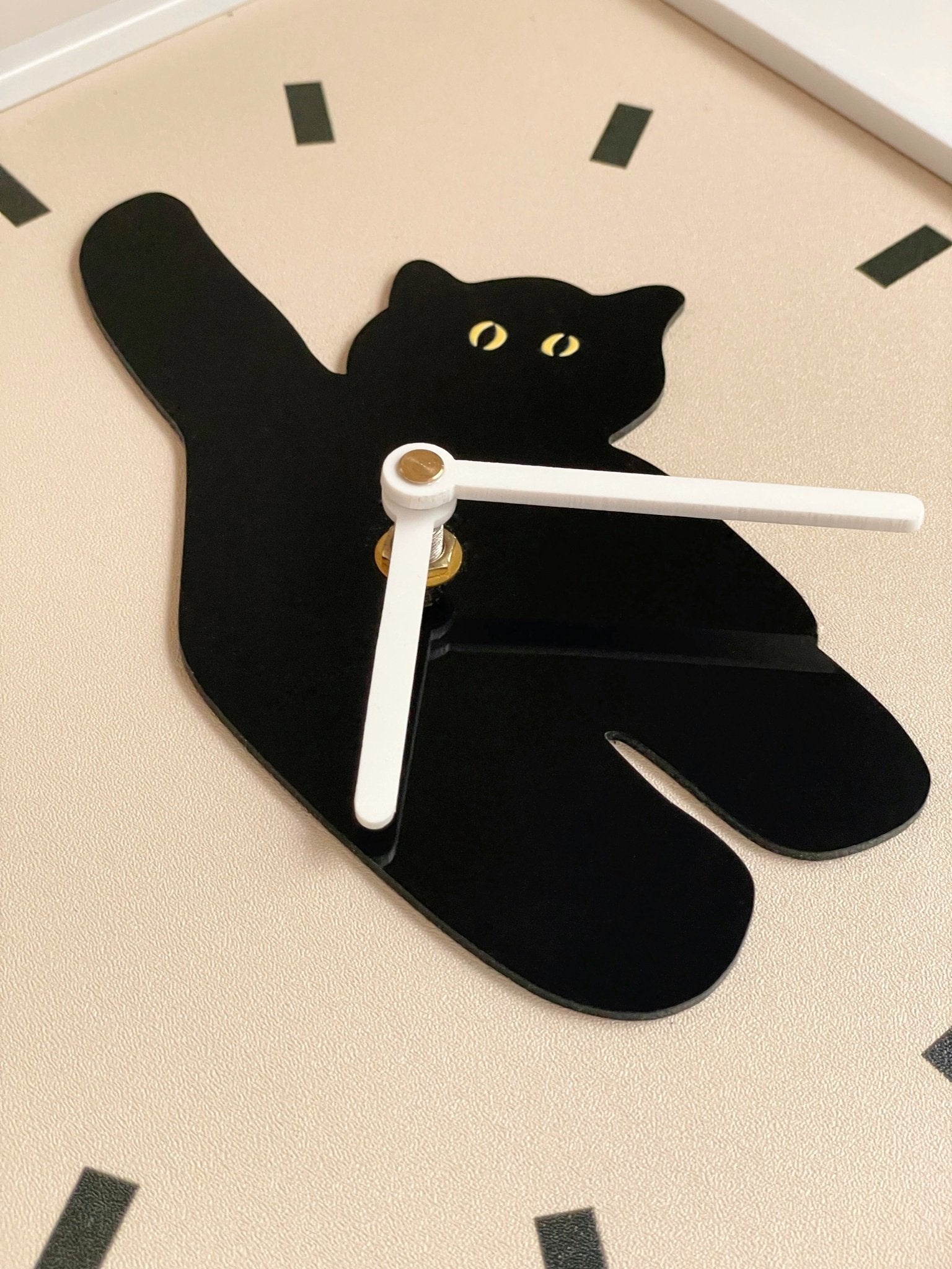 AL-4379-Little Rooms select-mono 壁掛け時計｜cat