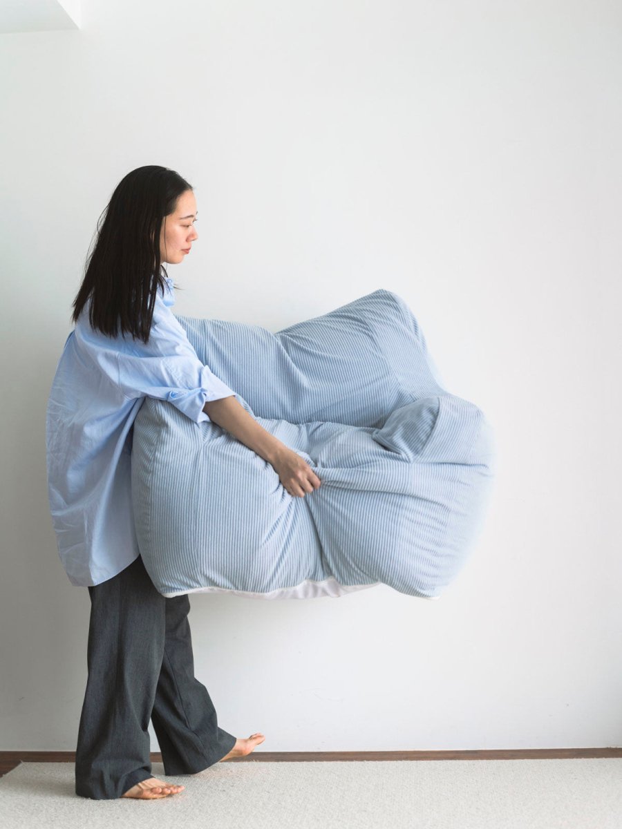 SE - 9129 - LOOSY - HUGME 1人掛けビーズソファ Powder Blue
