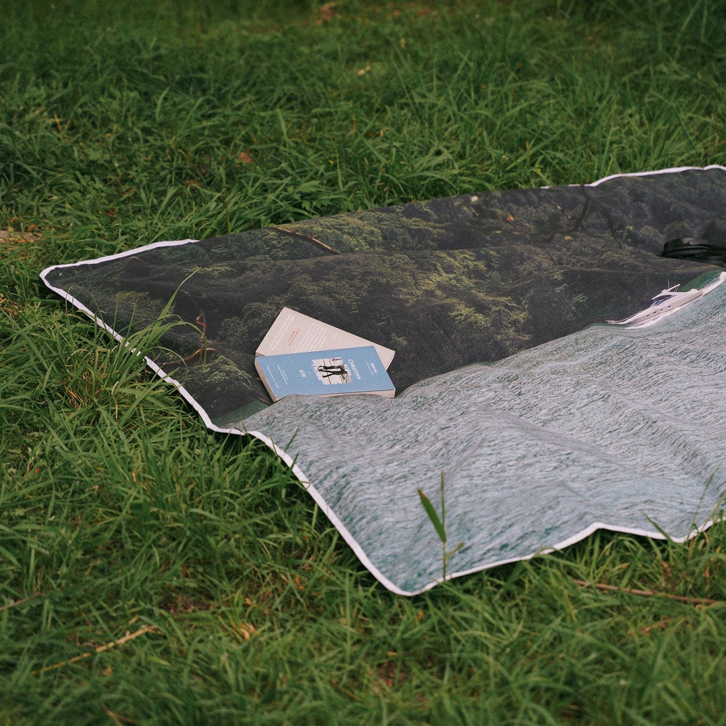 BR-5577-sleeptight.object-sleeptight.object ピクニックマット｜forest lake picnic mat