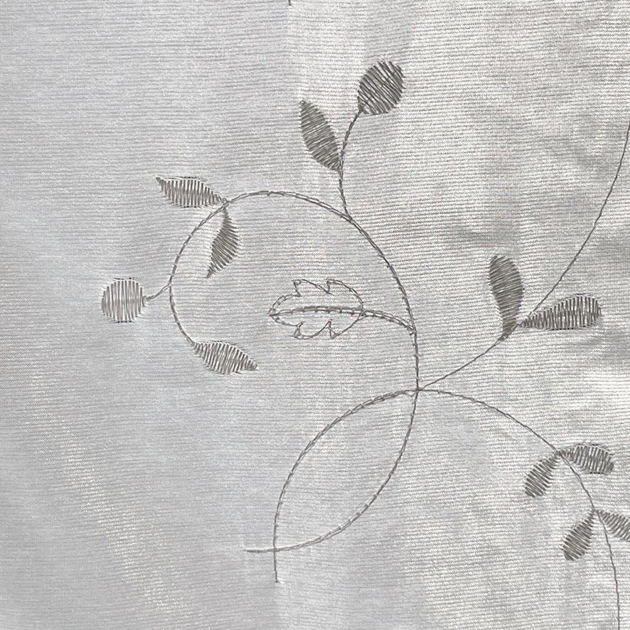 BR-1865-Little Rooms select-刺繍入り遮像レースカーテン リーフ 1枚