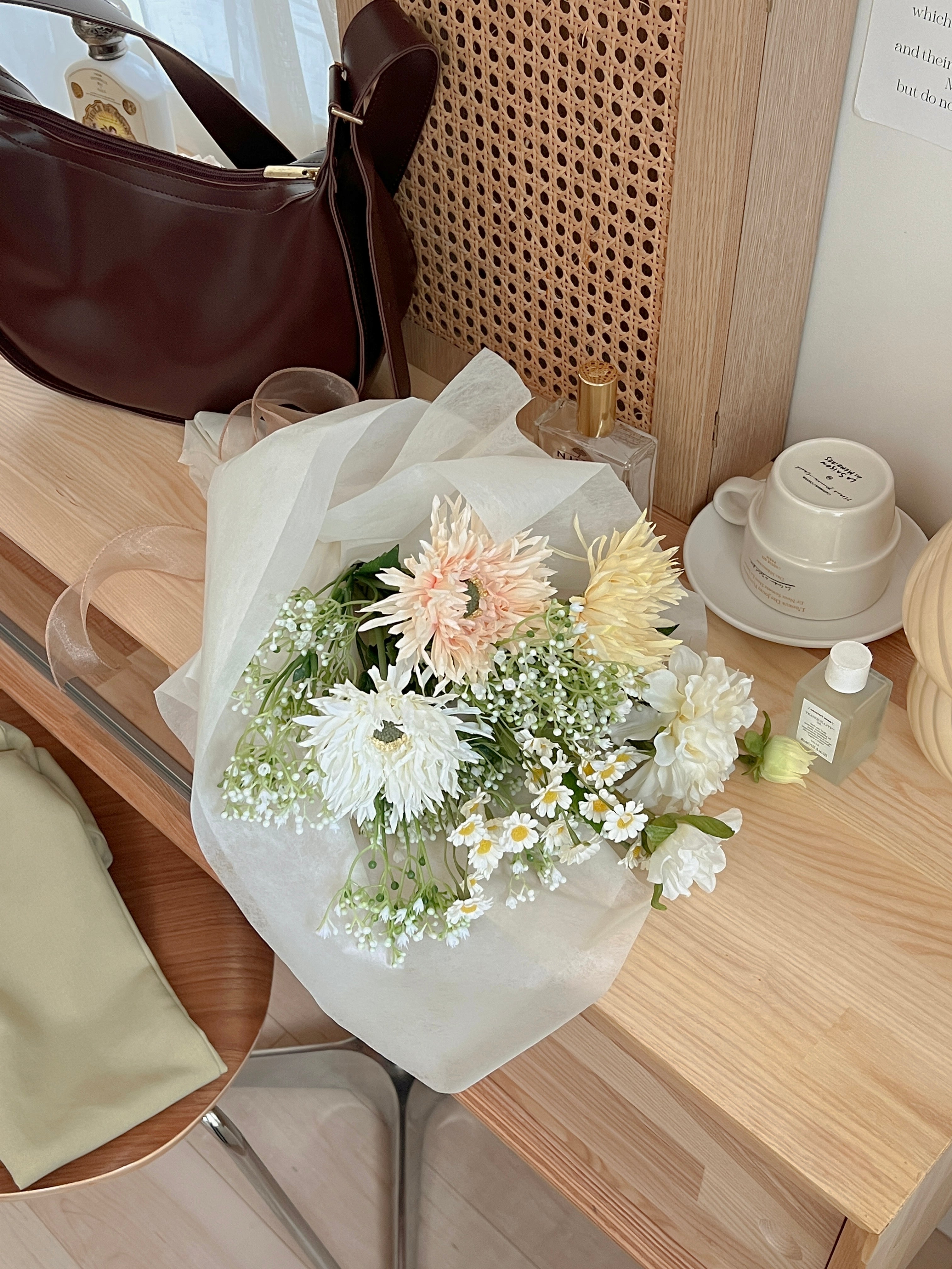 AL-3716-Little Rooms-造花のブーケ Letter bouquet｜appreciate