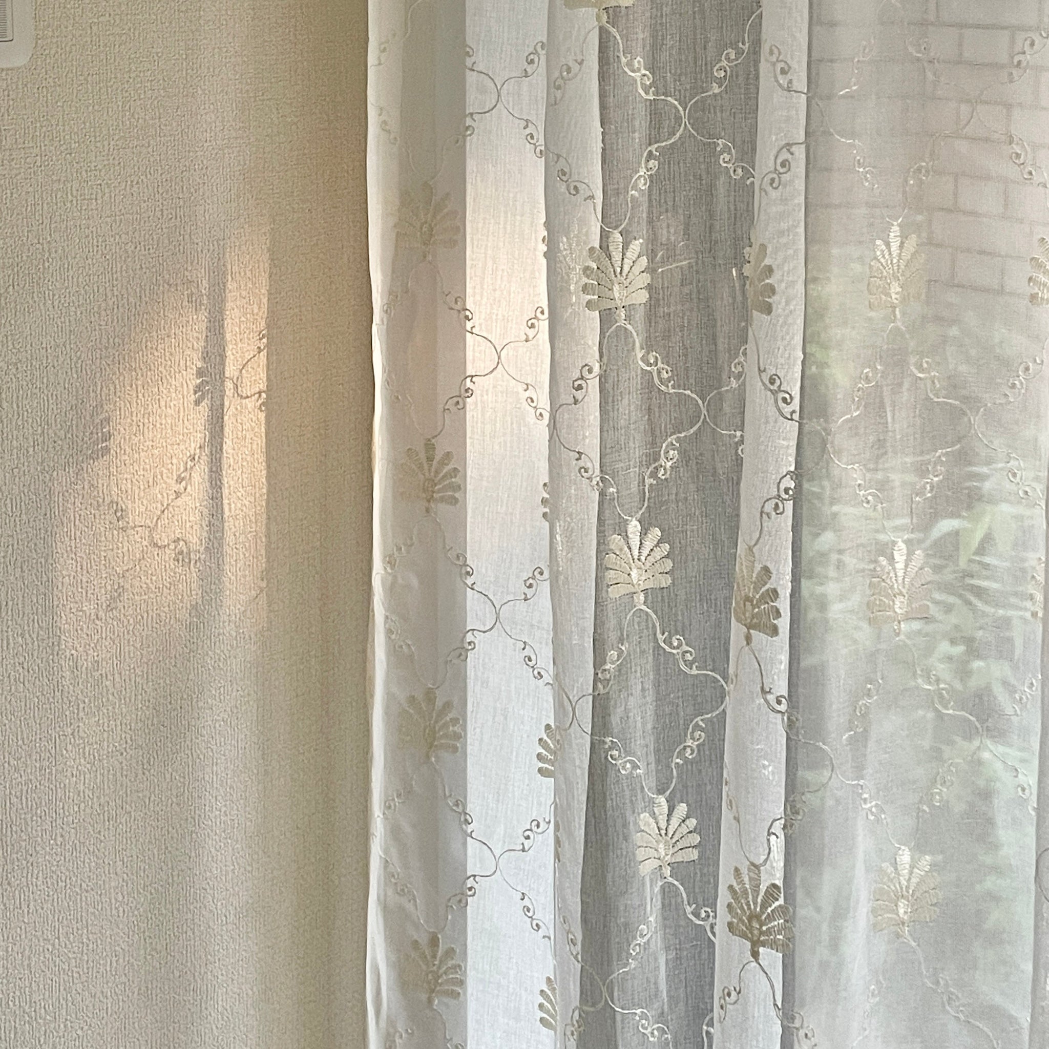 RCB91-00094B-Little Rooms-刺繍レースカーテン　ホワイトティー　1枚