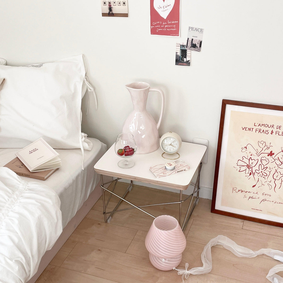 BR-1321-HOTEL PARIS CHILL-HOTEL PARIS CHILL｜These Red Flowers are for Lovers (A3)