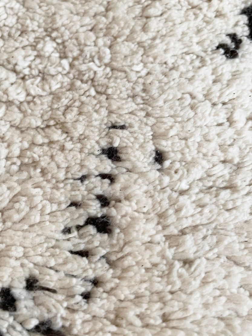 BR-4453-Little Rooms select-hand-woven モロッカンラグ 01
